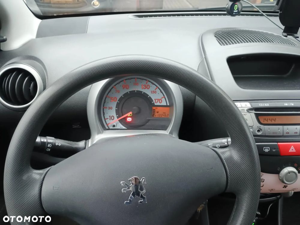 Peugeot 107 1.0 Active - 9
