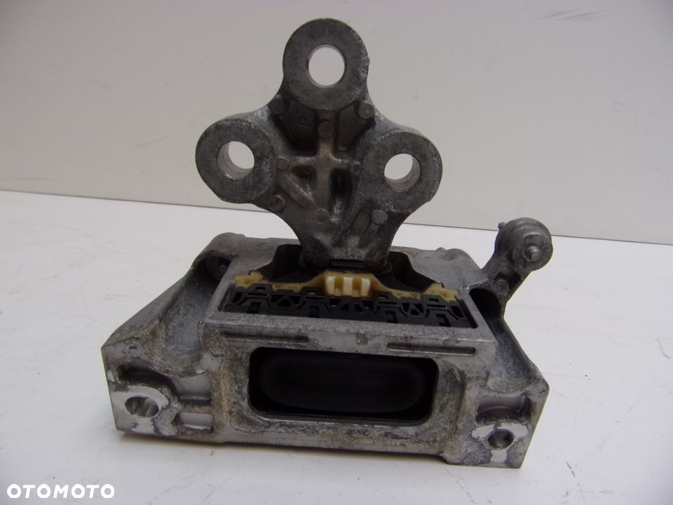 CHRYSLER PACIFICA 3.6 16- ŁAPA PODUSZKA SKRZYNI 68224742AD - 4