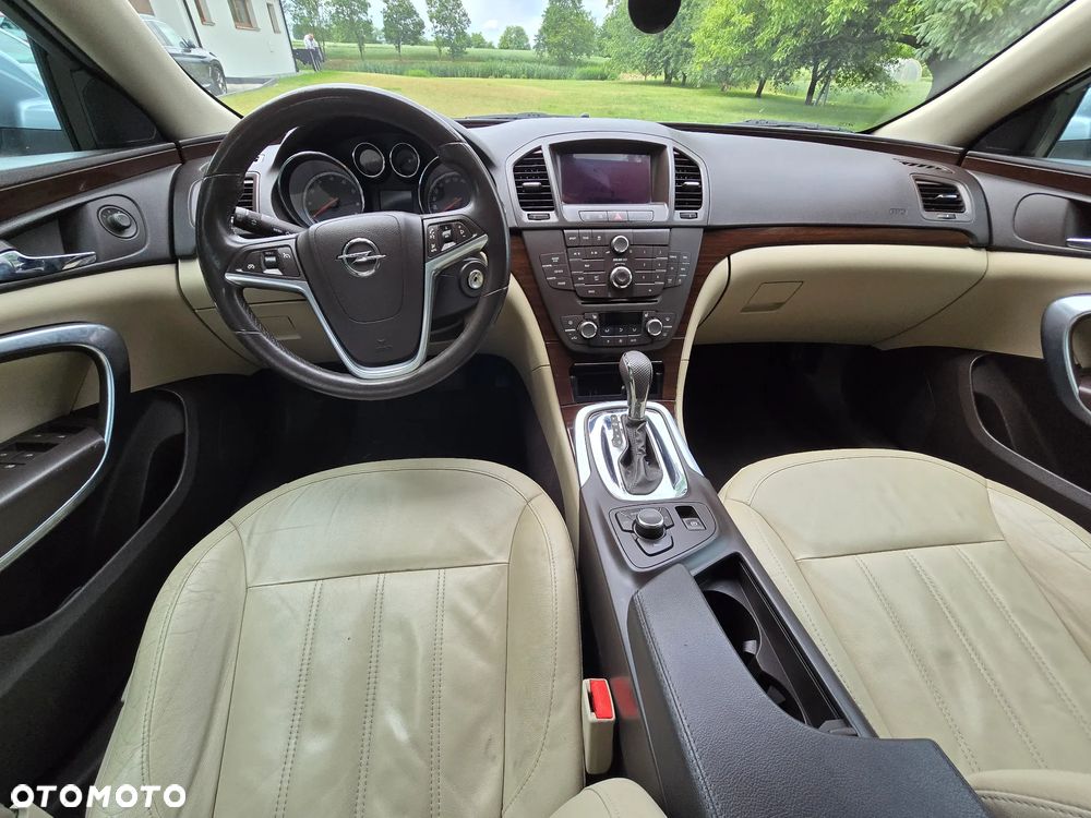 Opel Insignia - 13