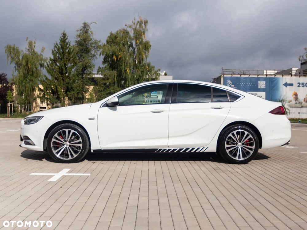 Opel Insignia 2.0 BiTurbo 4x4 Exclusive - 10