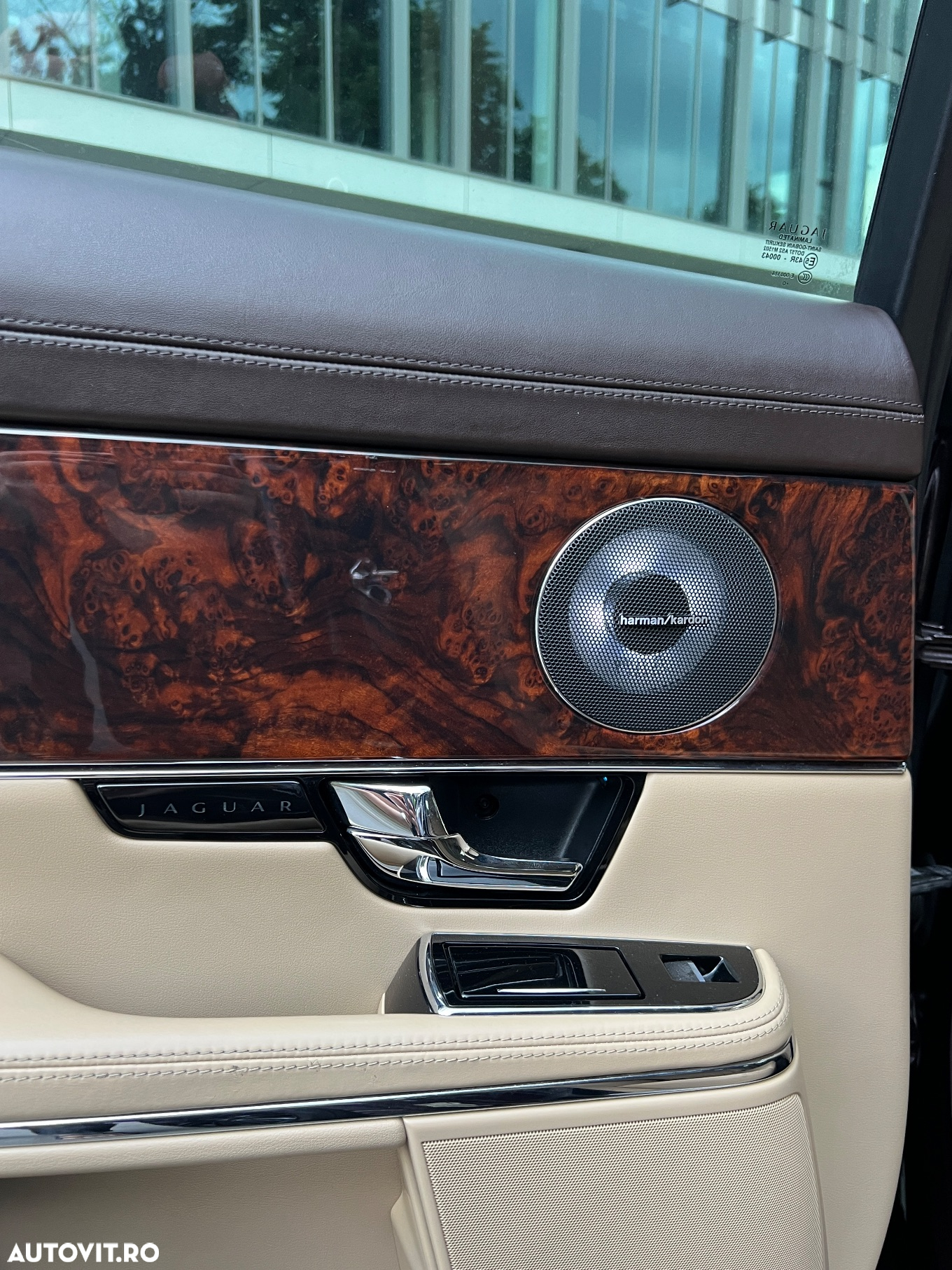 Jaguar XJ 3.0 V6 Premium Luxury Aut SWB - 19