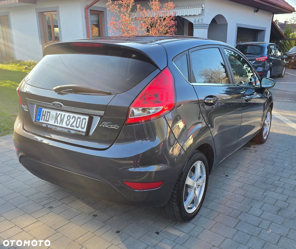 Ford Fiesta 1.25 Titanium EU5 - 9