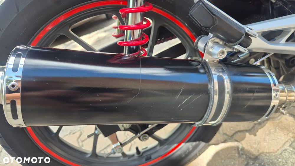 Honda CB - 16