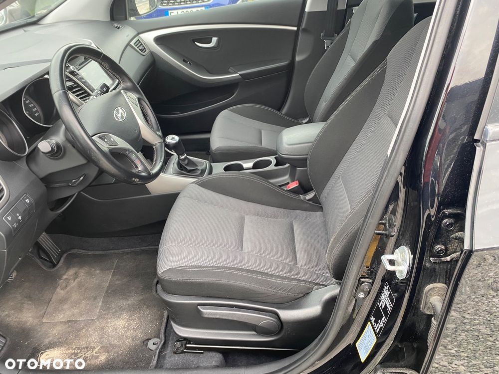 Hyundai i30 1.4 Premium - 22