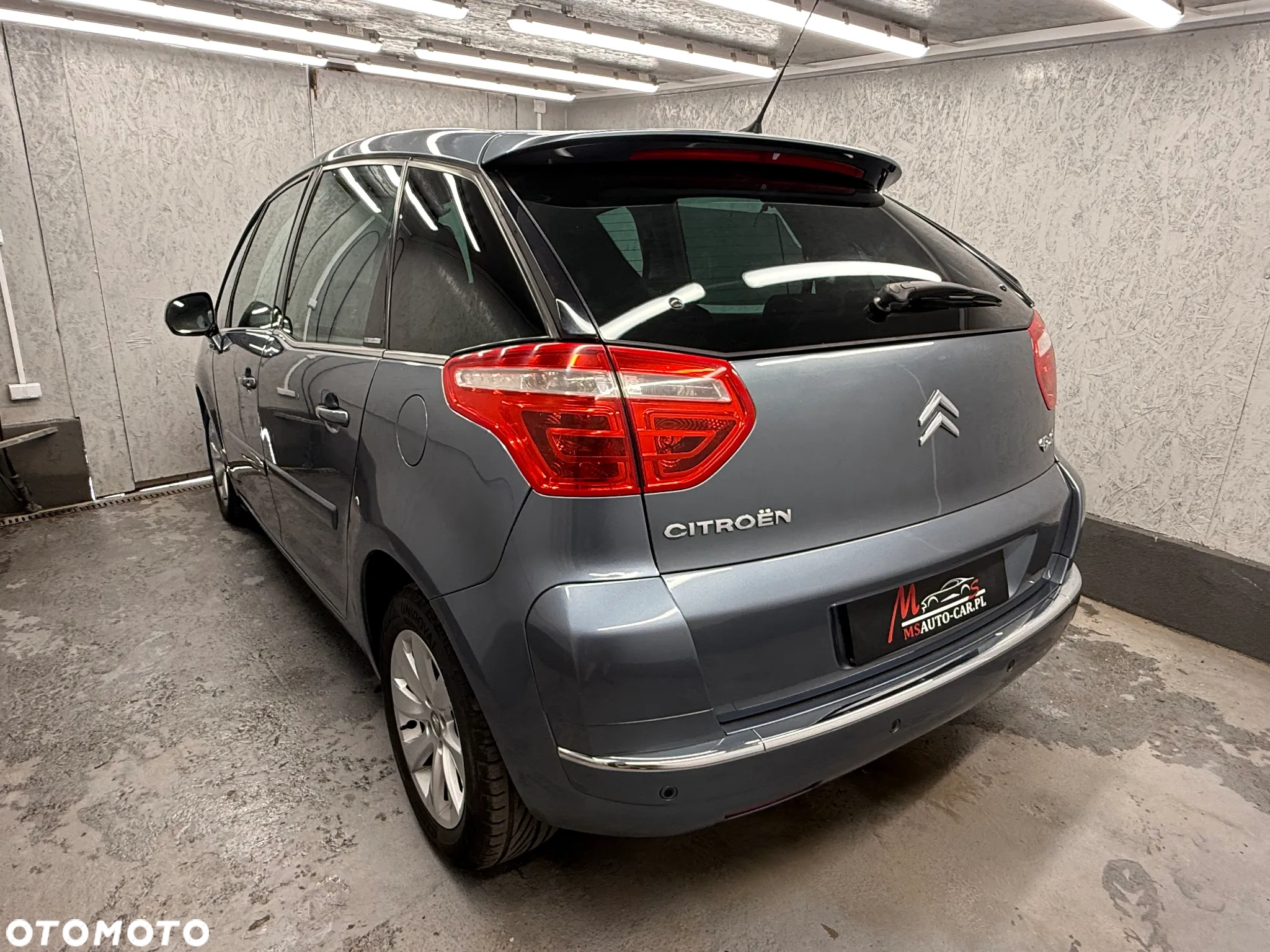 Citroën C4 Picasso - 12