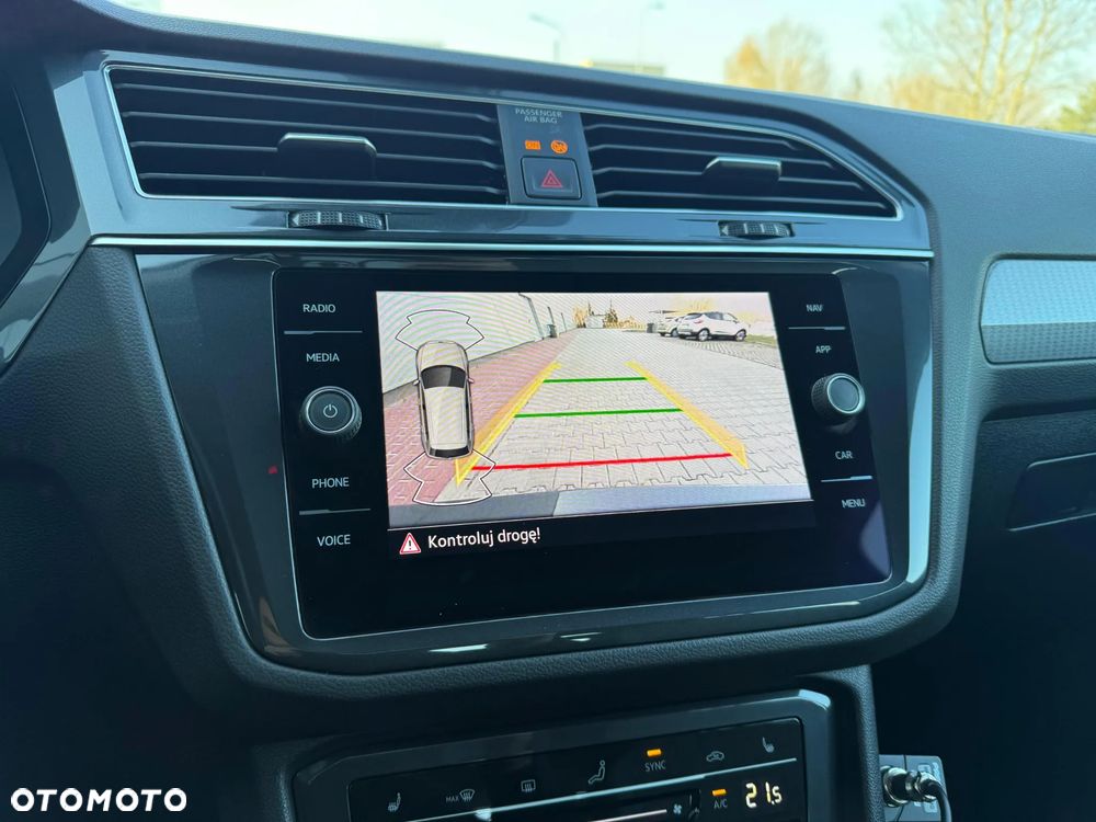 Volkswagen Tiguan 2.0 TDI SCR 4MotION DSG Elegance - 25