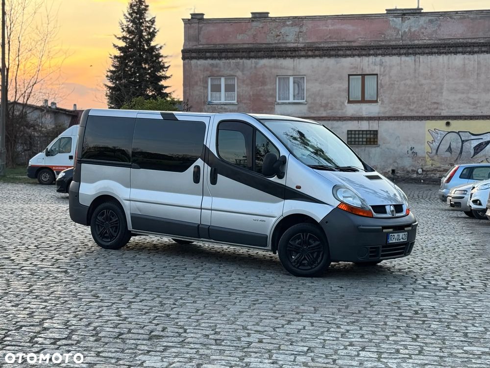 Renault Trafic 2.5 DCI 135 KM - 21
