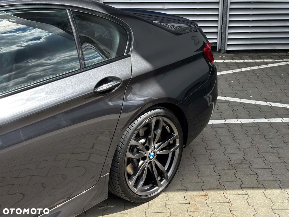 BMW Seria 5 M550d xDrive - 16