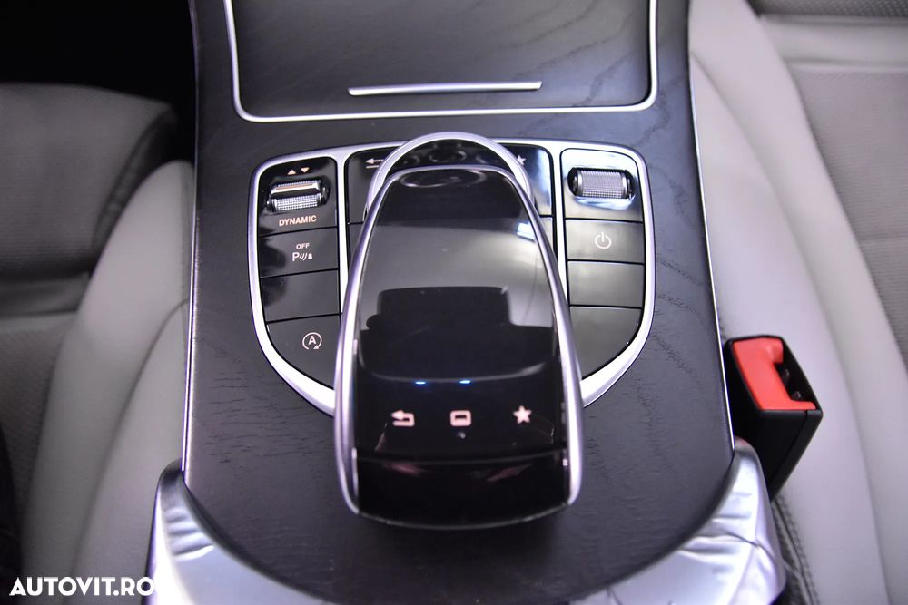 Mercedes-Benz C - 17