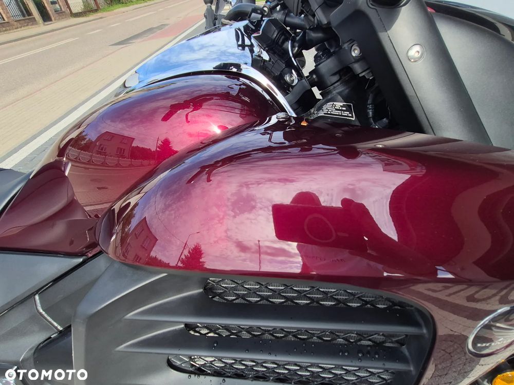 Honda Valkyrie - 23