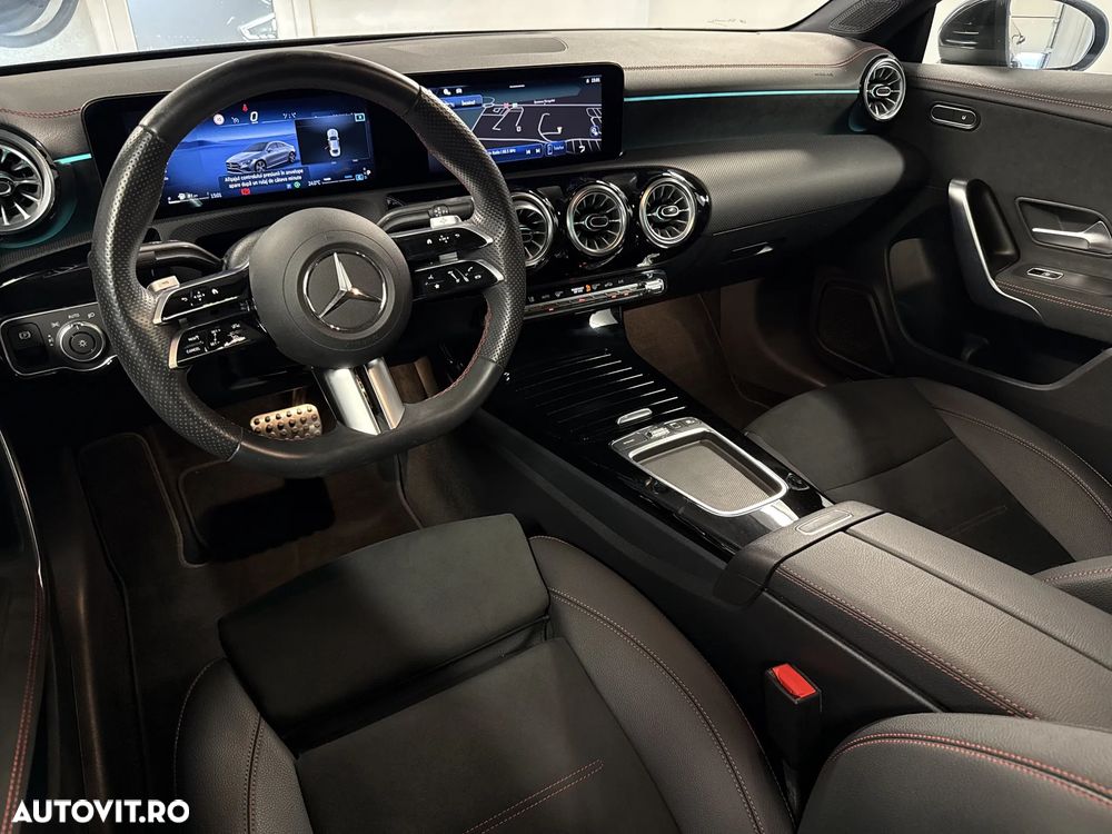 Mercedes-Benz CLA 180 7G-DCT Progressive - 12