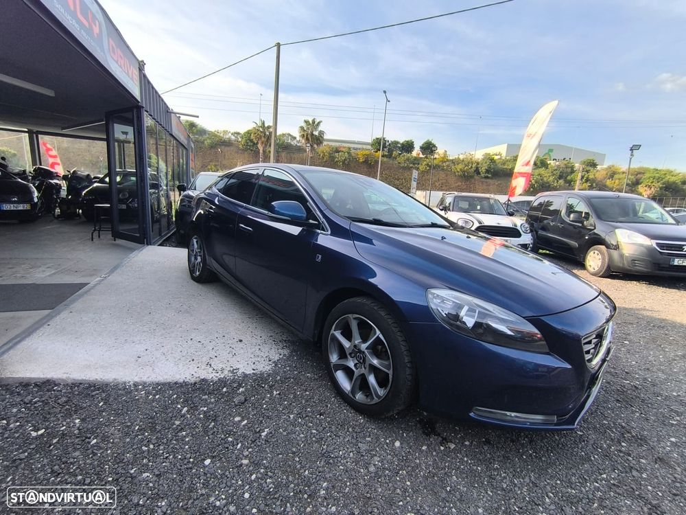 Volvo V40 D2 Ocean Race - 8