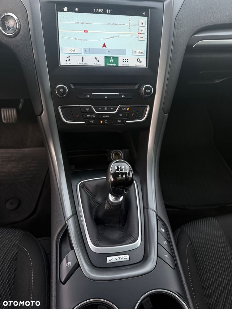 Ford Mondeo 2.0 TDCi STart-Stopp Titanium - 38