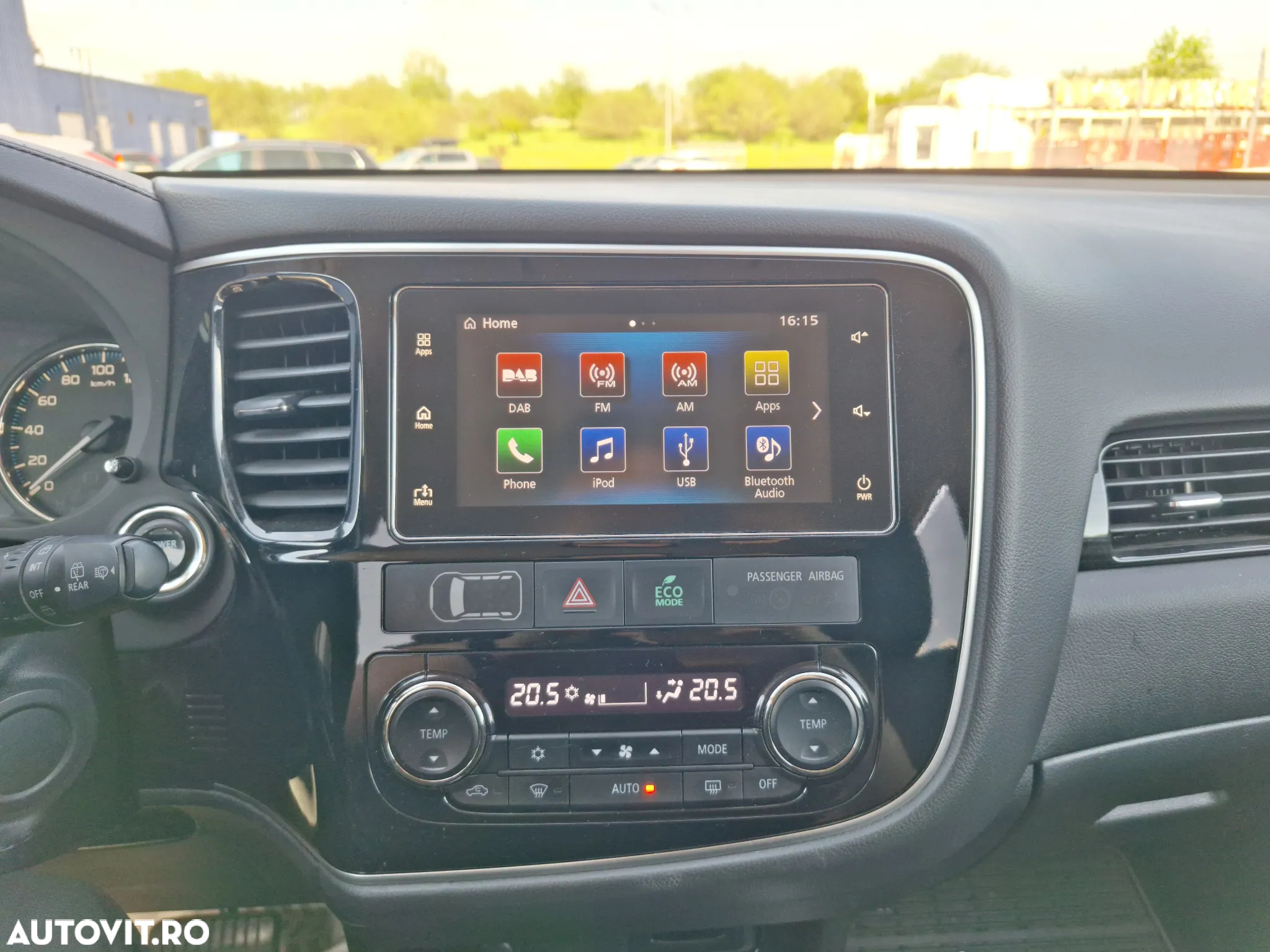 Mitsubishi Outlander - 14