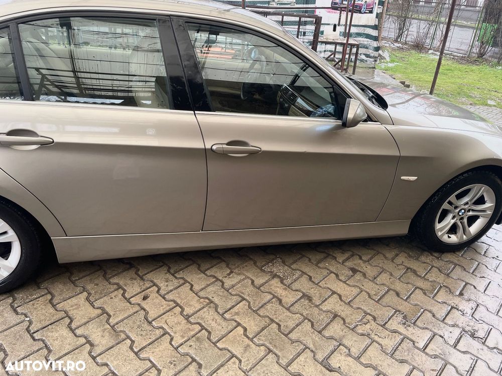 BMW Seria 3 318d - 9