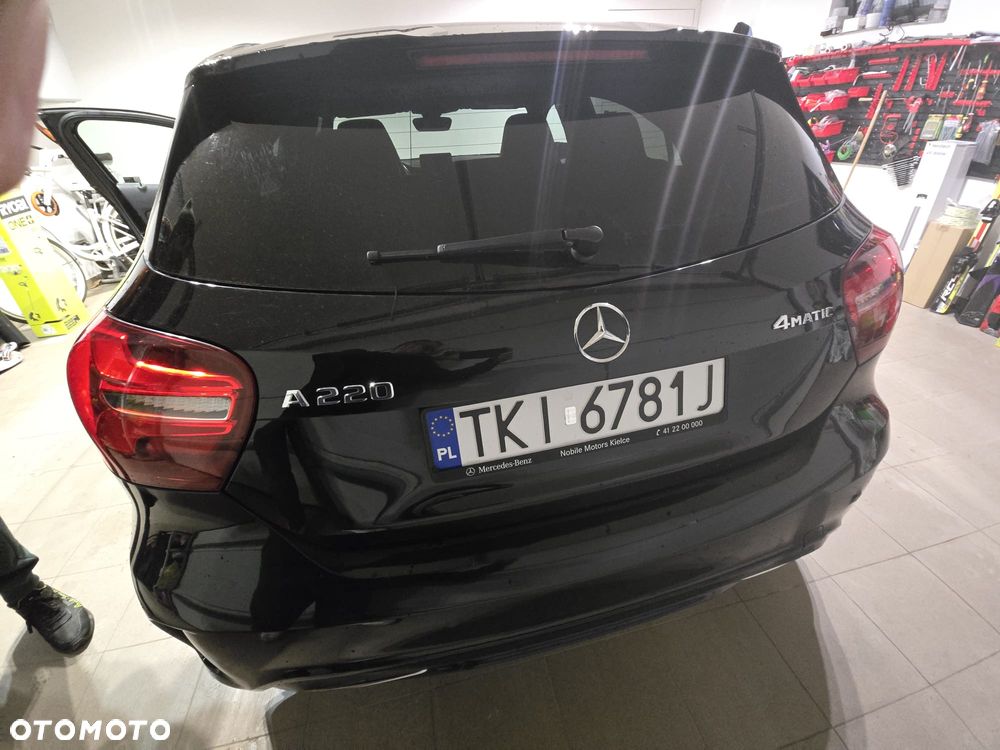 Mercedes-Benz Klasa A 220 4-Matic AMG Line - 11