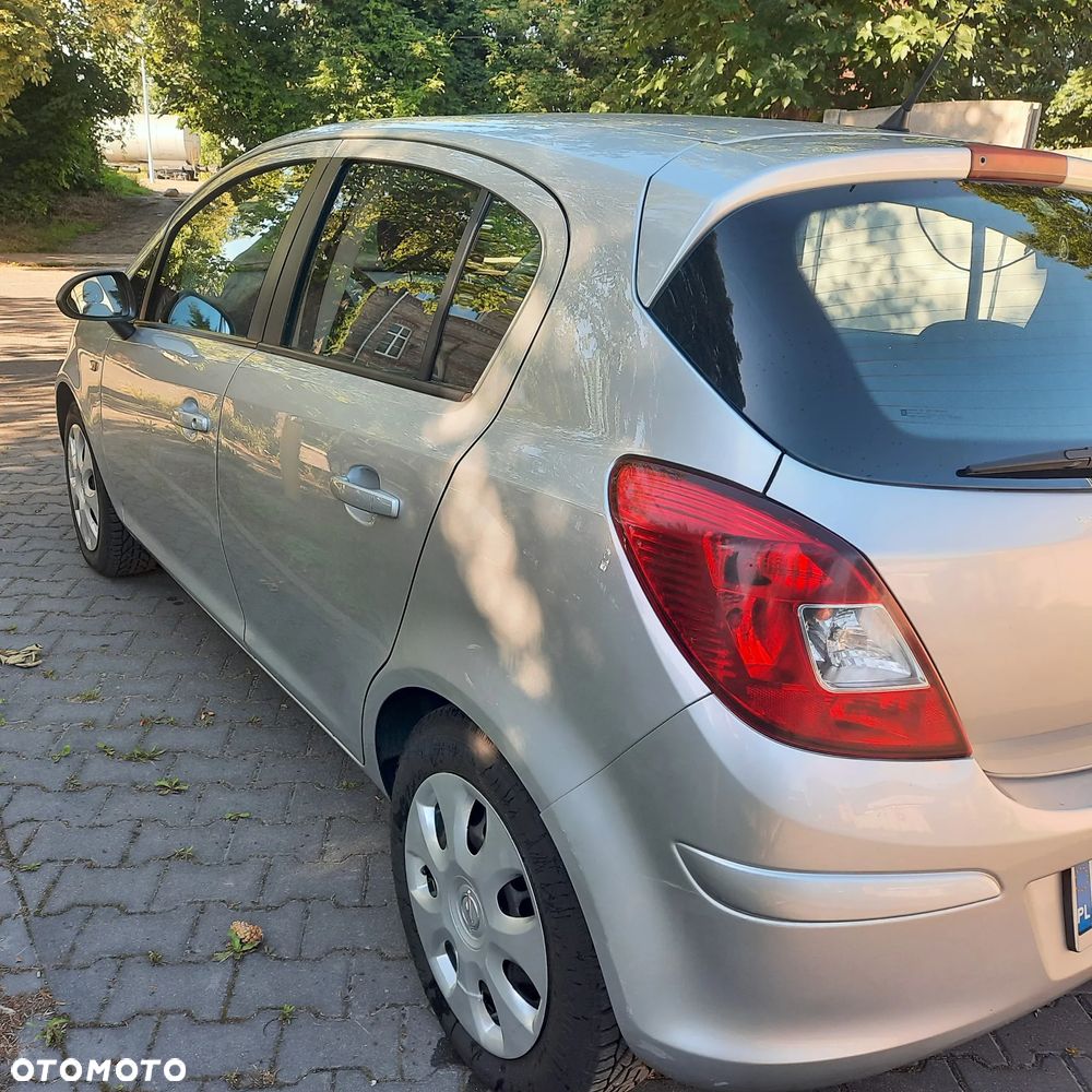 Opel Corsa 1.2 16V Enjoy - 4