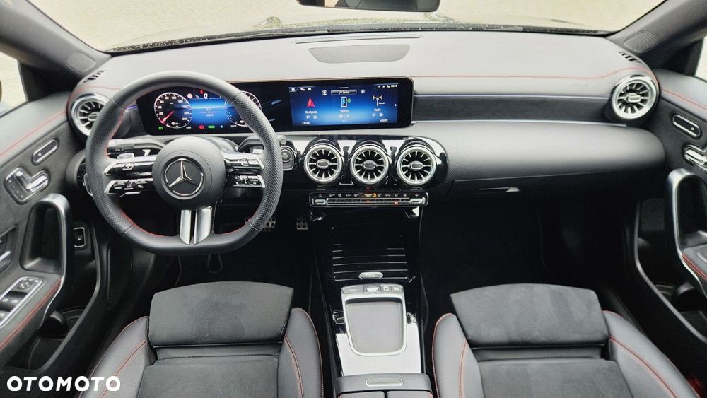 Mercedes-Benz CLA - 23