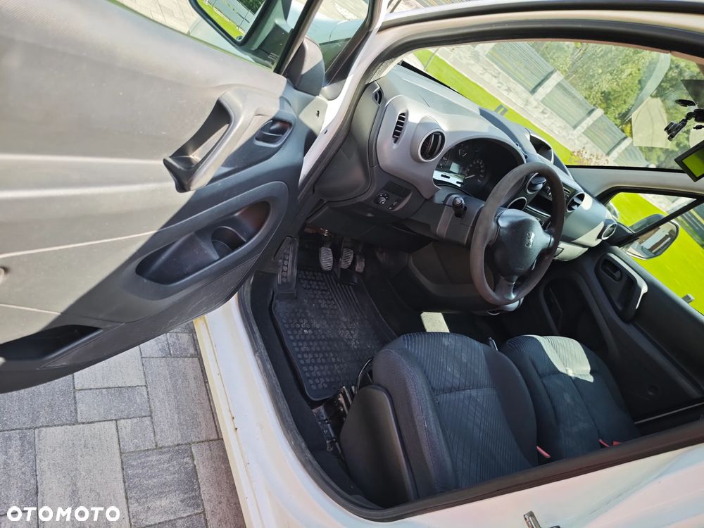 Peugeot PARTNER - 16