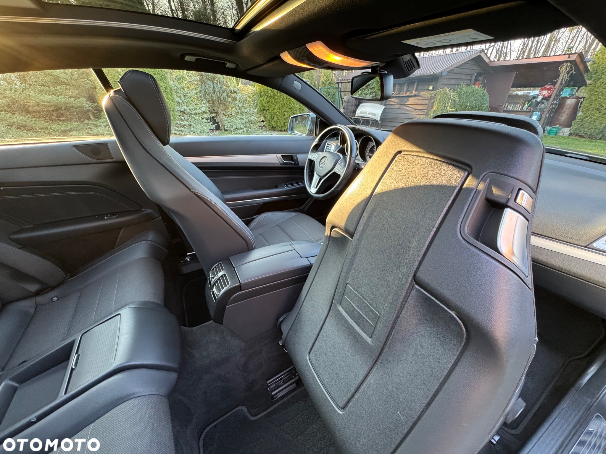 Mercedes-Benz Klasa E 200 Coupe 7G-TRONIC - 22