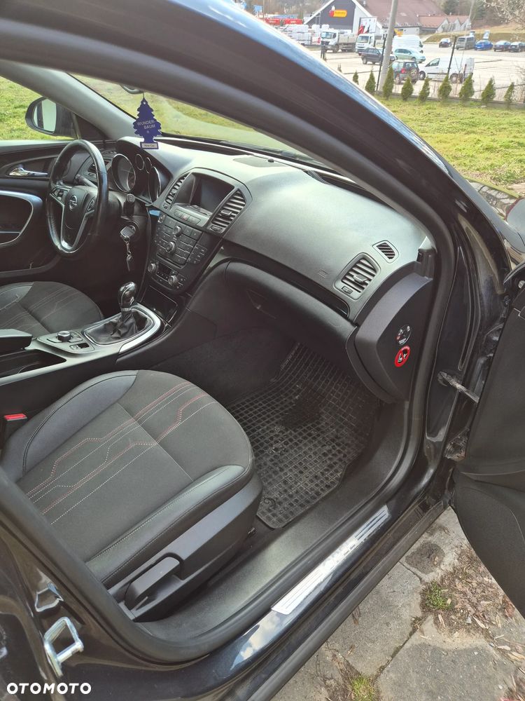 Opel Insignia 1.4 T Cosmo S&S - 10