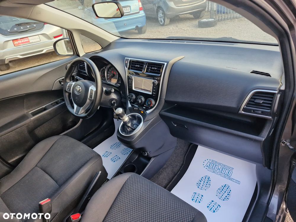 Toyota Verso S 1.33 Premium - 21