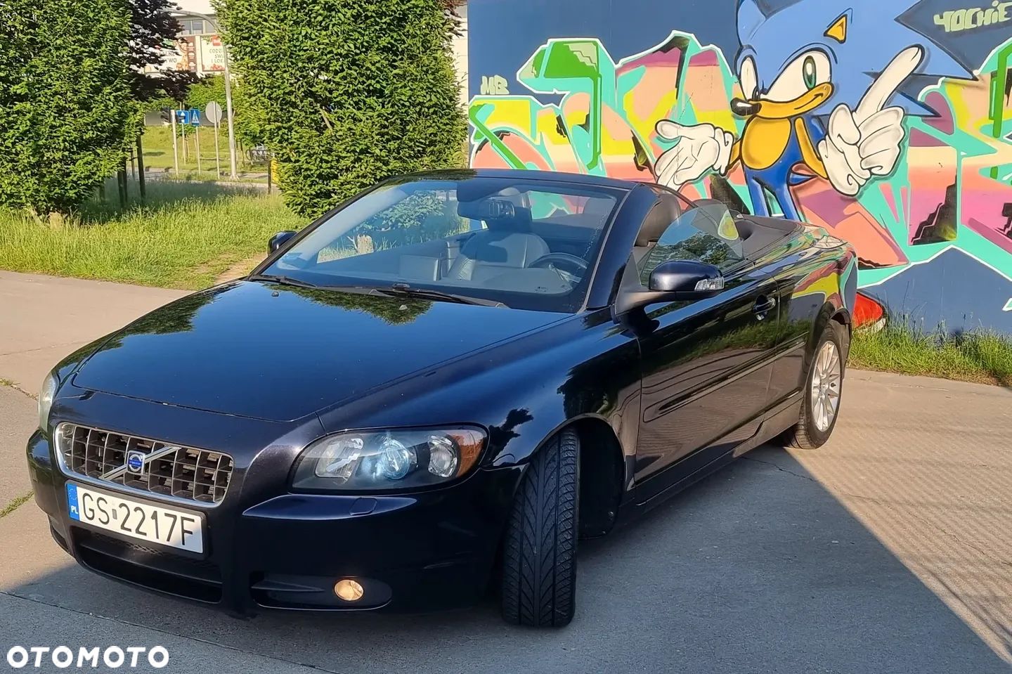 Volvo C70 2.0D Momentum - 1