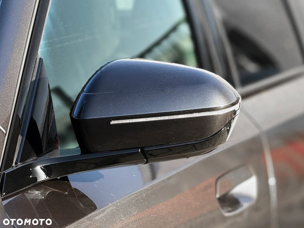 BMW Seria 5 520i - 9