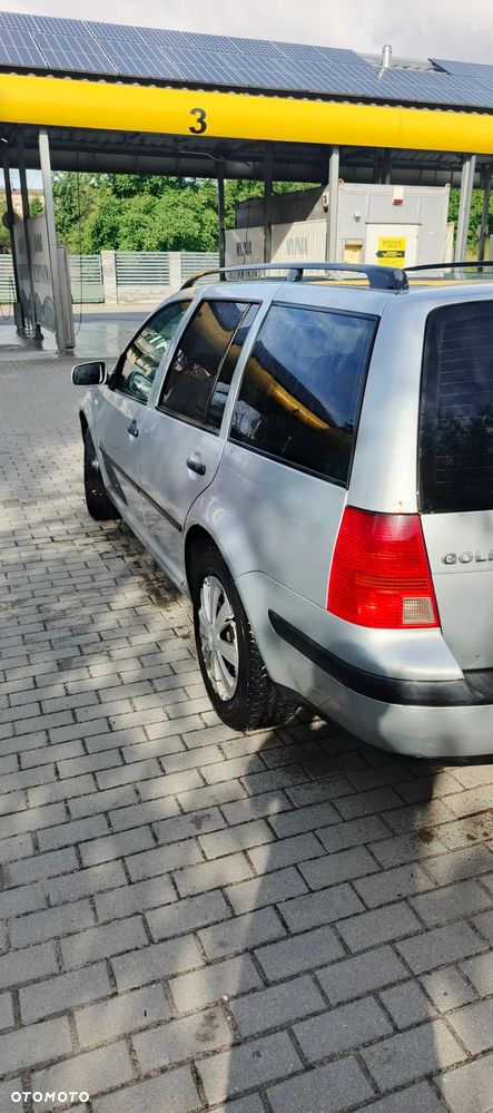 Volkswagen Golf 1.9 TDI Basis - 1