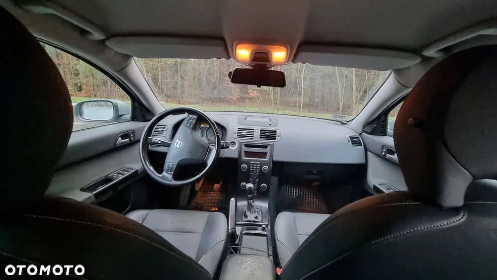 Volvo V50 2.0D DPF Kinetic - 13