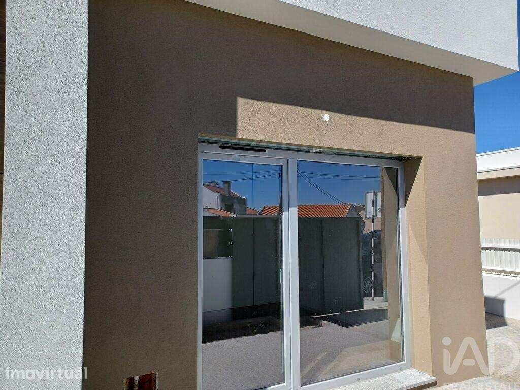 Casa / Villa T3 em Fernão Ferro de 170,00 m2 - Grande imagem: 4/18