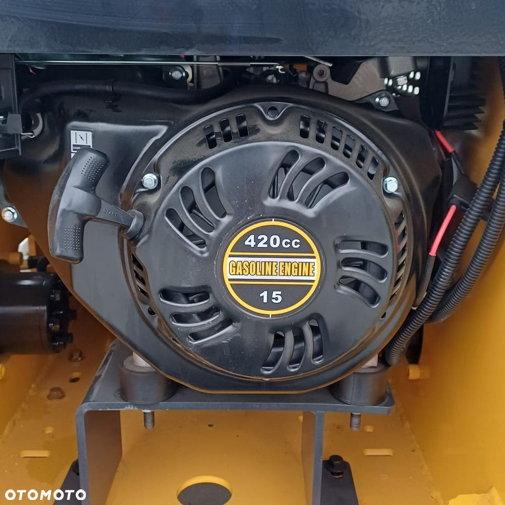 Miniładowarka Gąsienicowa Burtowa WORKMAX 360 SKID-STEER - 8