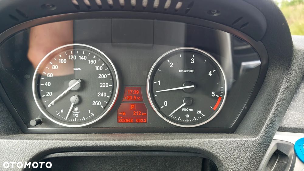 BMW X5 3.0d - 16