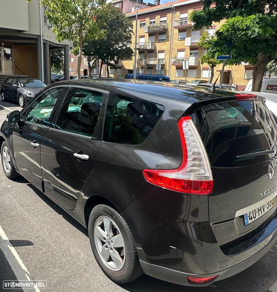Renault Grand Scénic 1.5 dCi Dynamique S 7L - 1