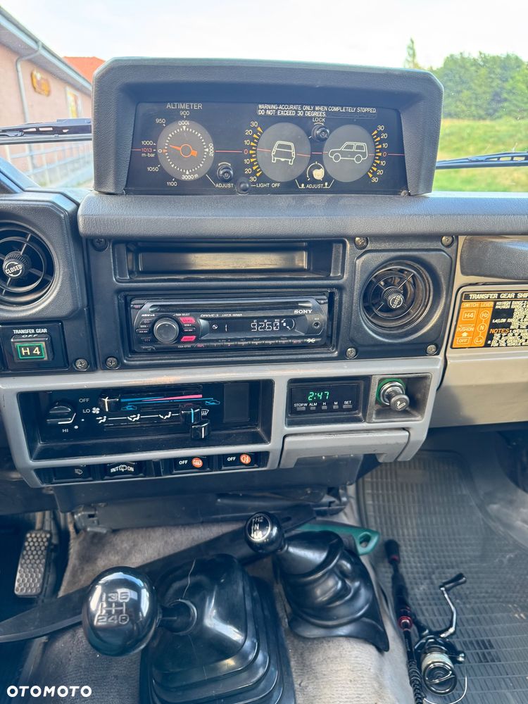 Toyota Land Cruiser LJ70 Turbo - 9