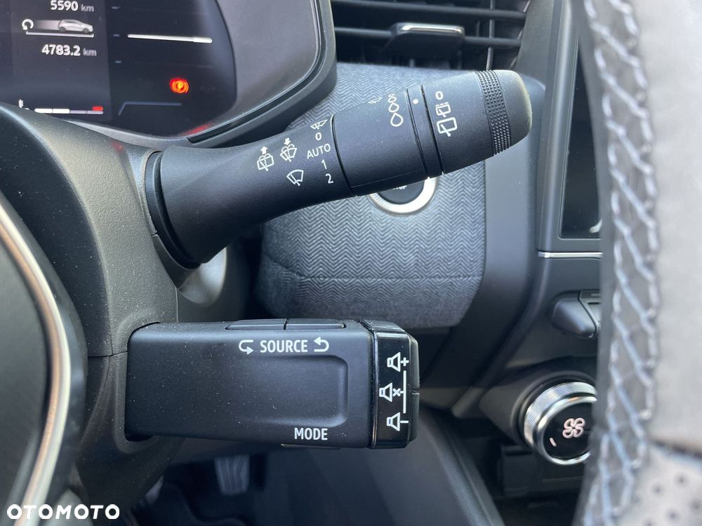 Renault Clio - 28