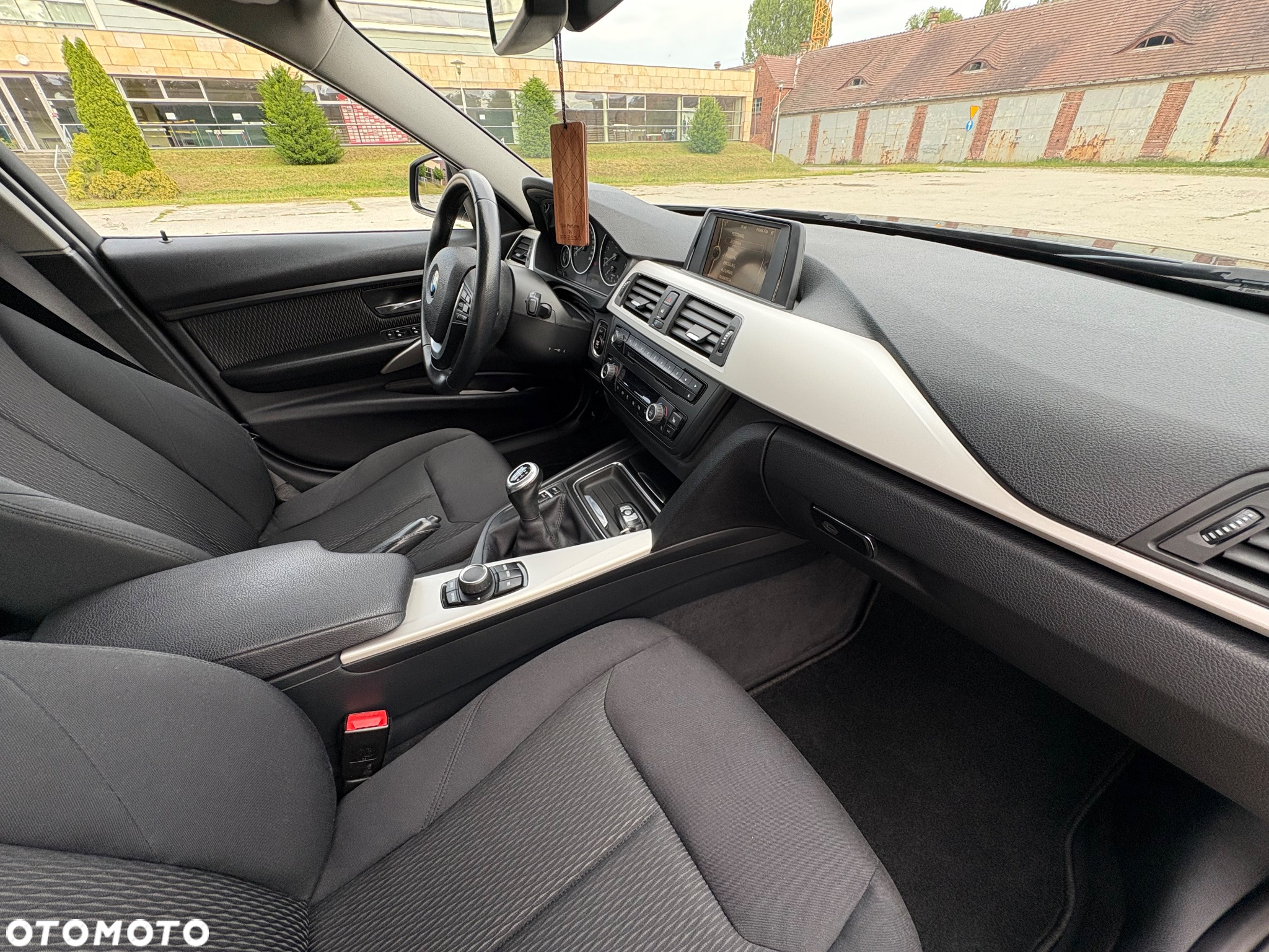 BMW Seria 3 316i Touring - 7