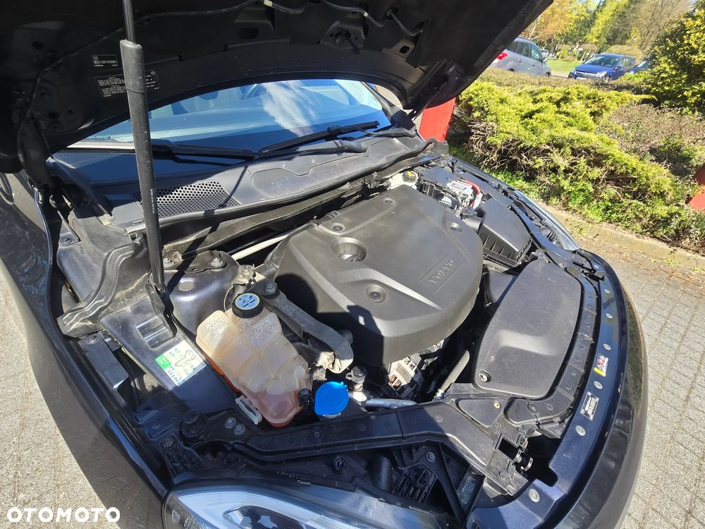 Volvo V40 D4 Geartronic Summum - 31