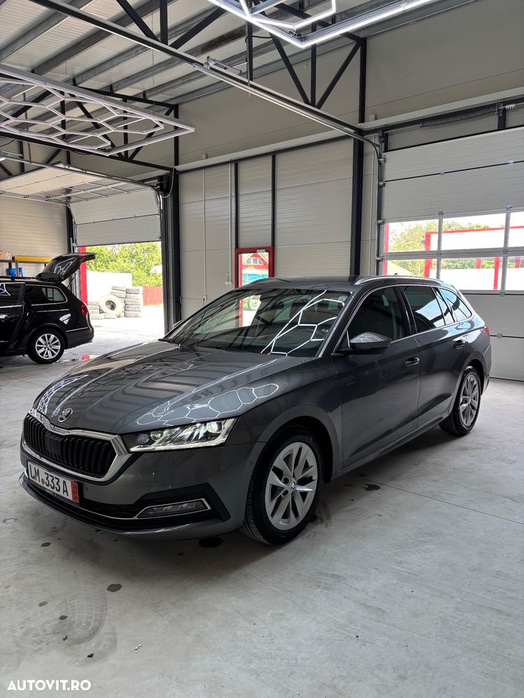 Skoda Octavia 2.0 TDI DSG Ambition - 11