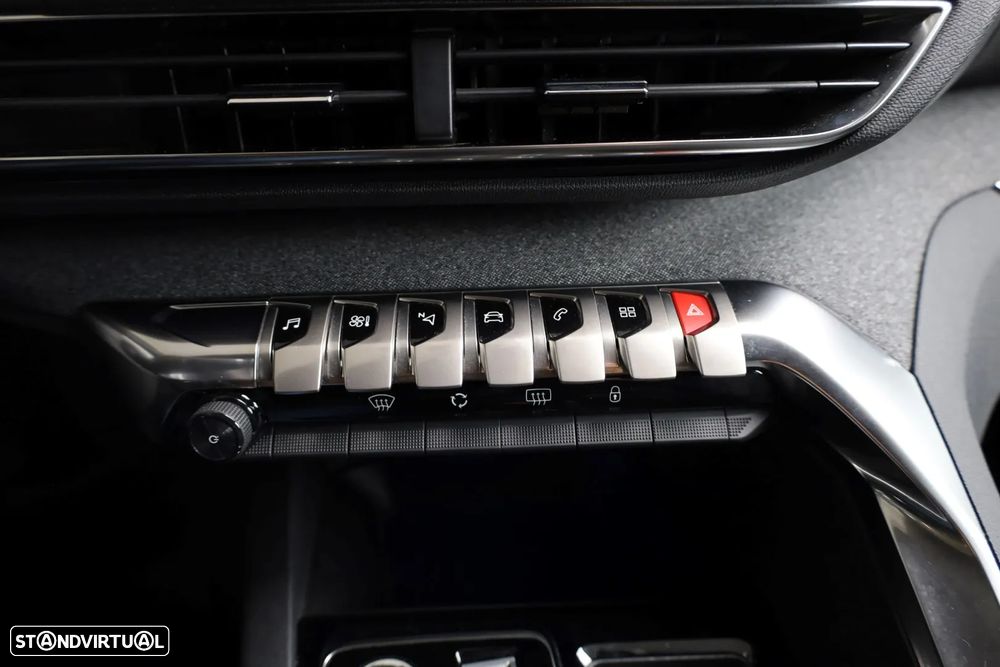 Peugeot 5008 1.2 PureTech Allure EAT8 - 30
