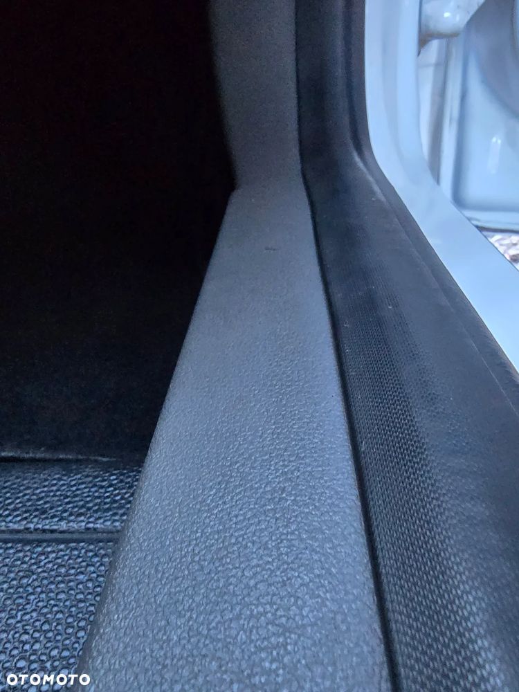 Ford Transit Connect - 12