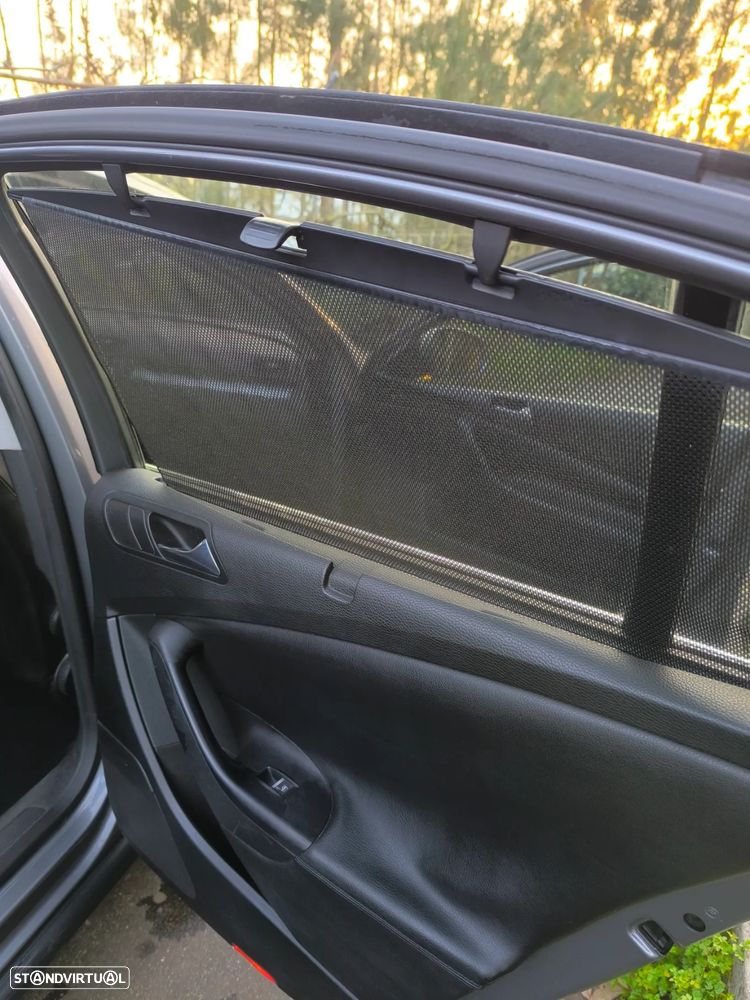 VW Passat 2.0 TDI Highline - 15