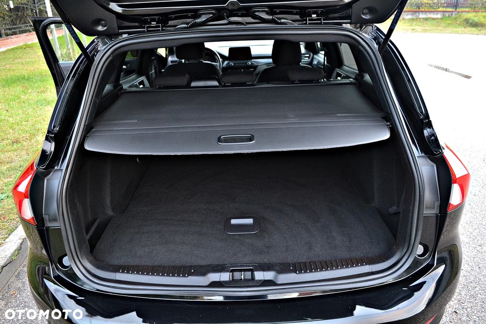 Ford Focus 2.0 EcoBlue STart-Stopp-System ST-LINE - 26