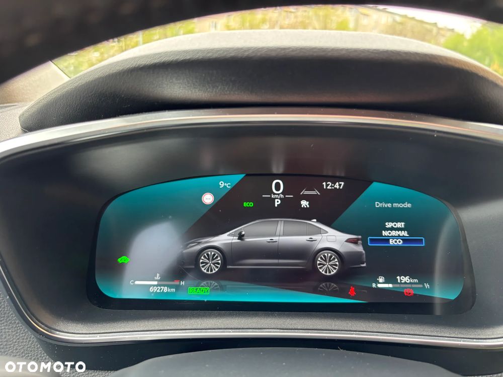 Toyota Corolla 1.8 Hybrid Comfort - 17