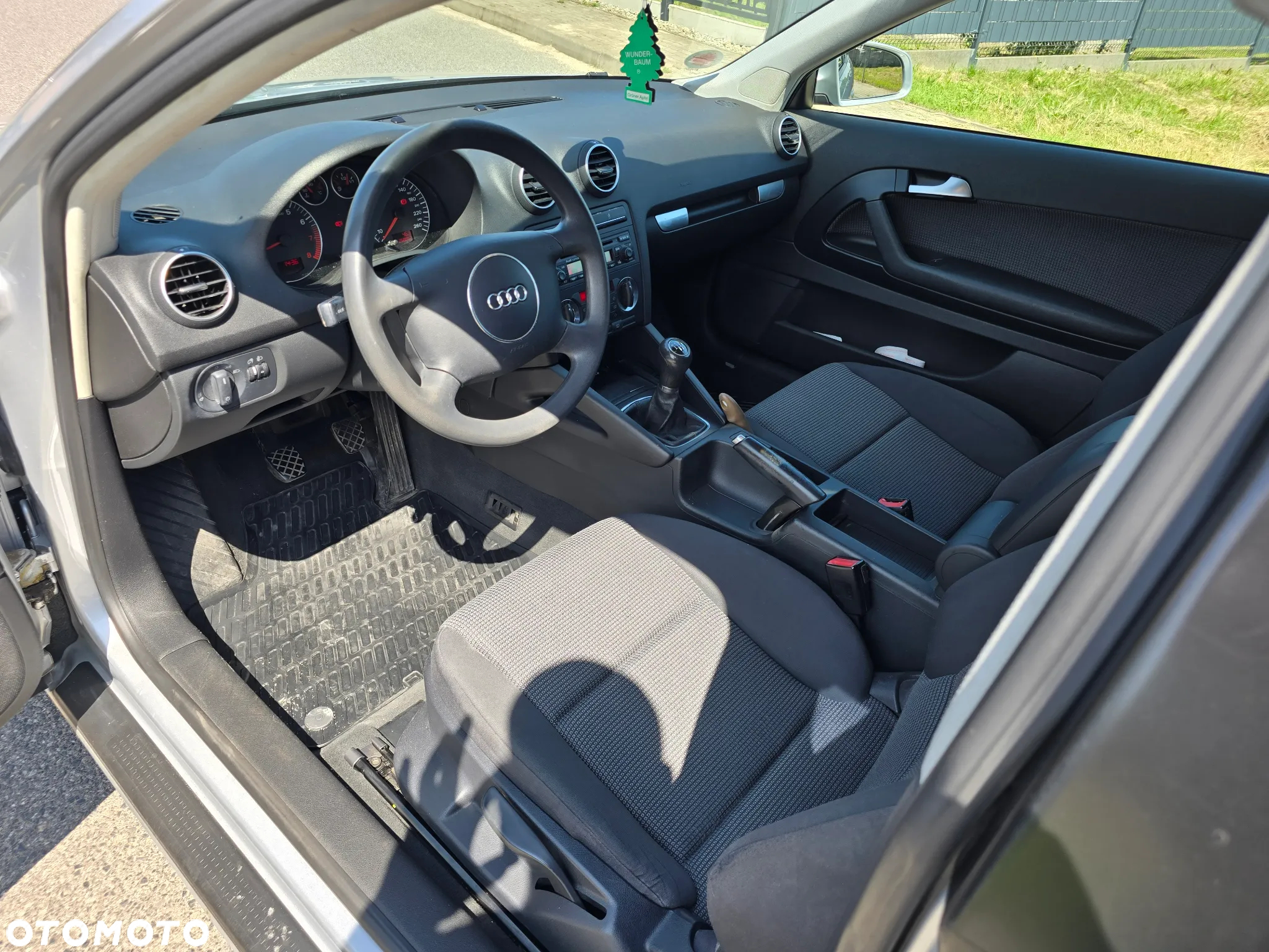 Audi A3 1.6 Ambiente - 10