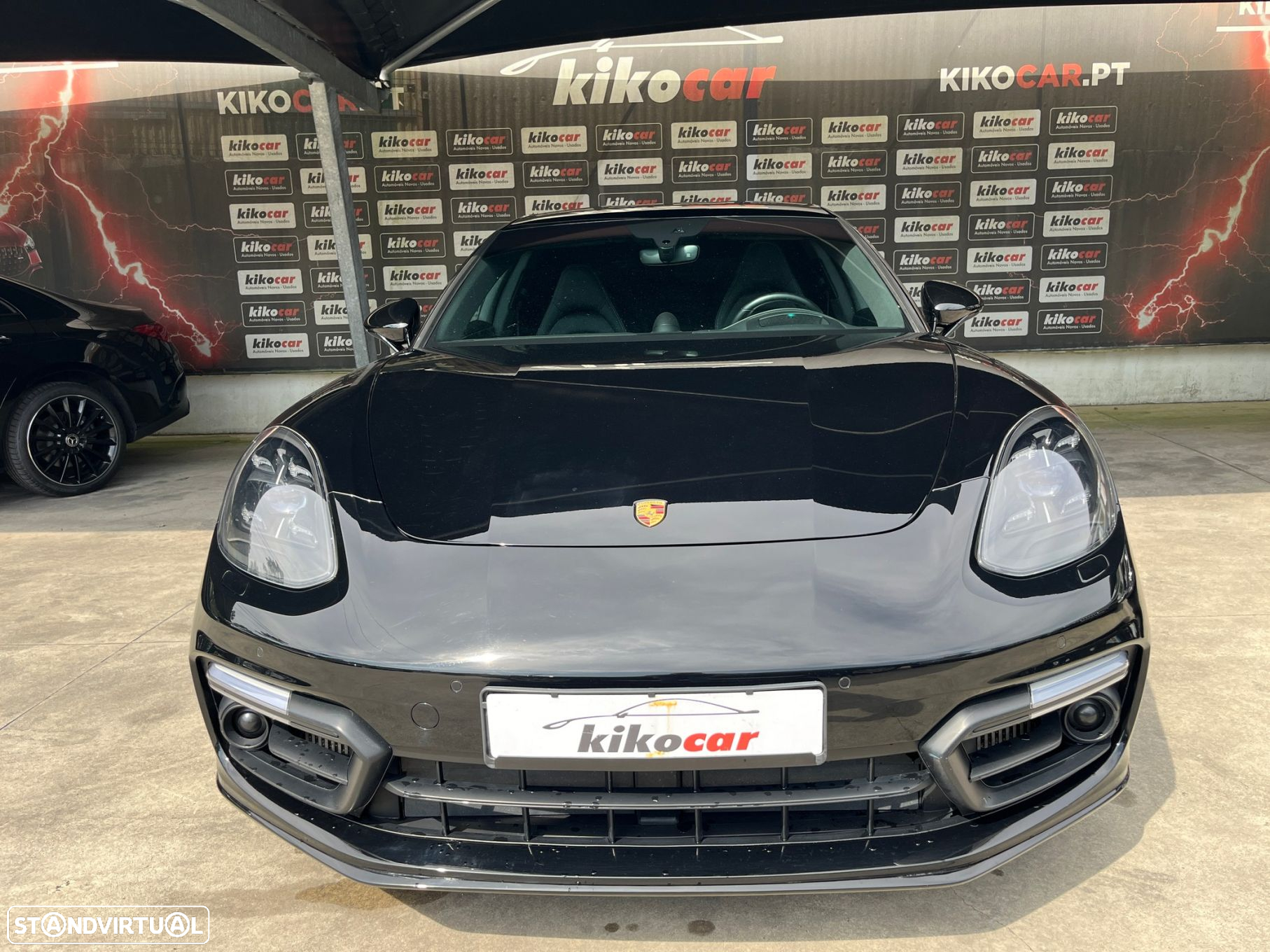 Porsche Panamera Sport Turismo 4 E-Hybrid 10 Years Edition - 2