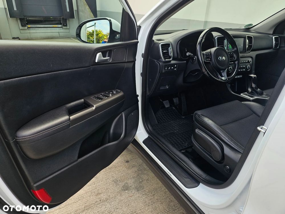 Kia Sportage 2.0 CRDI 2WD Attract - 9