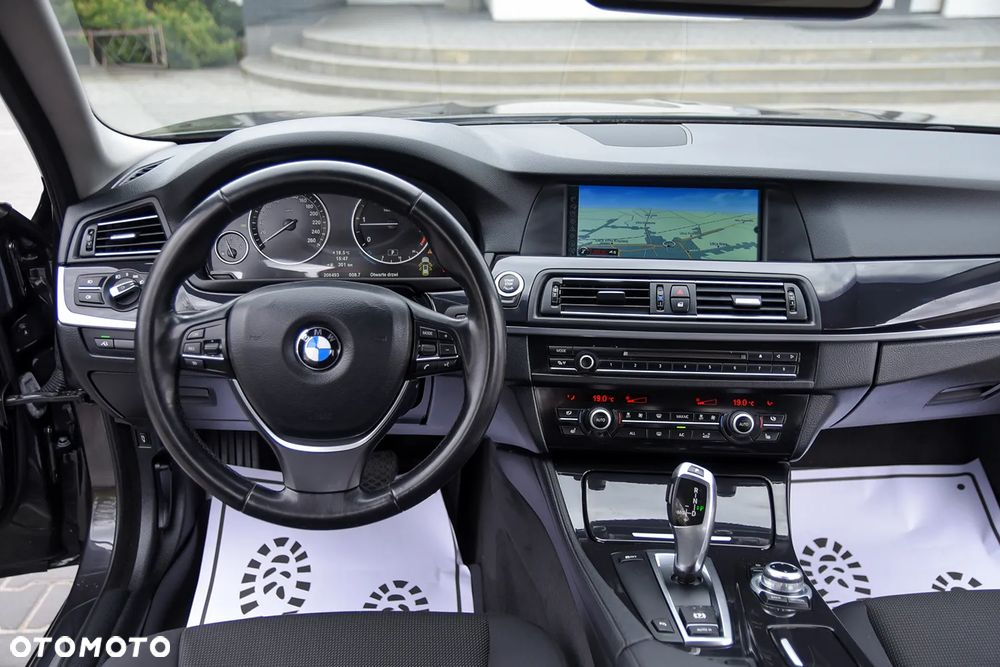 BMW Seria 5 520d - 3