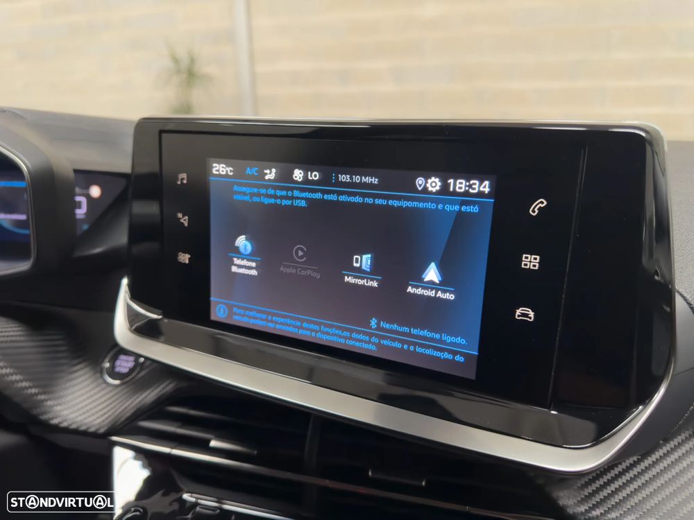 Peugeot 2008 1.2 PureTech Allure Pack - 17