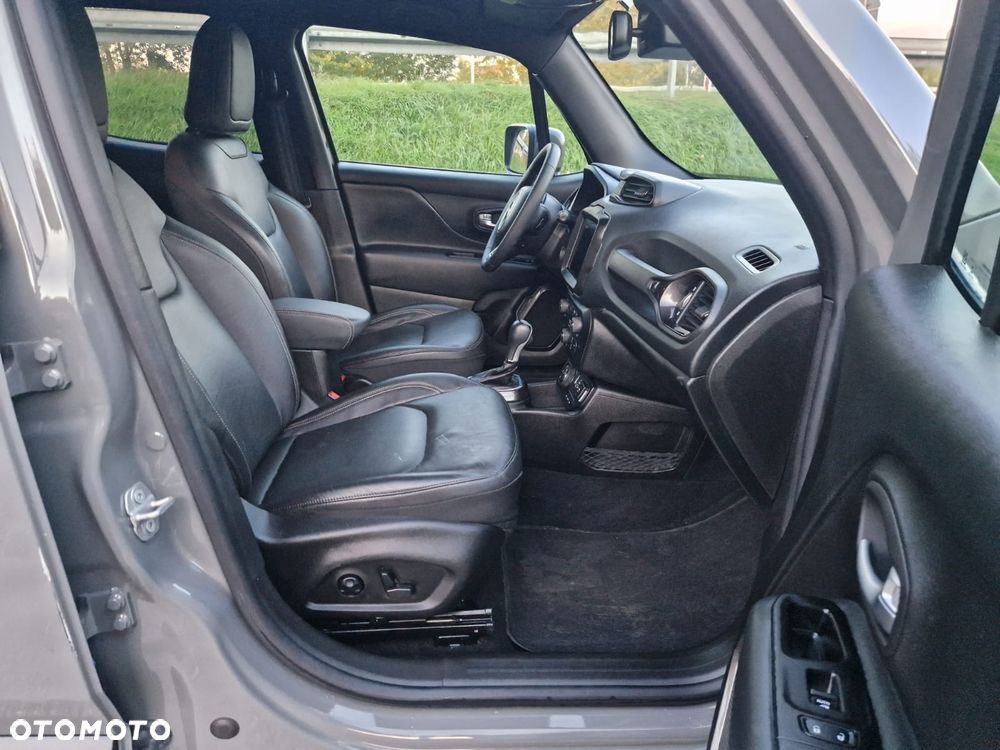 Jeep Renegade - 15